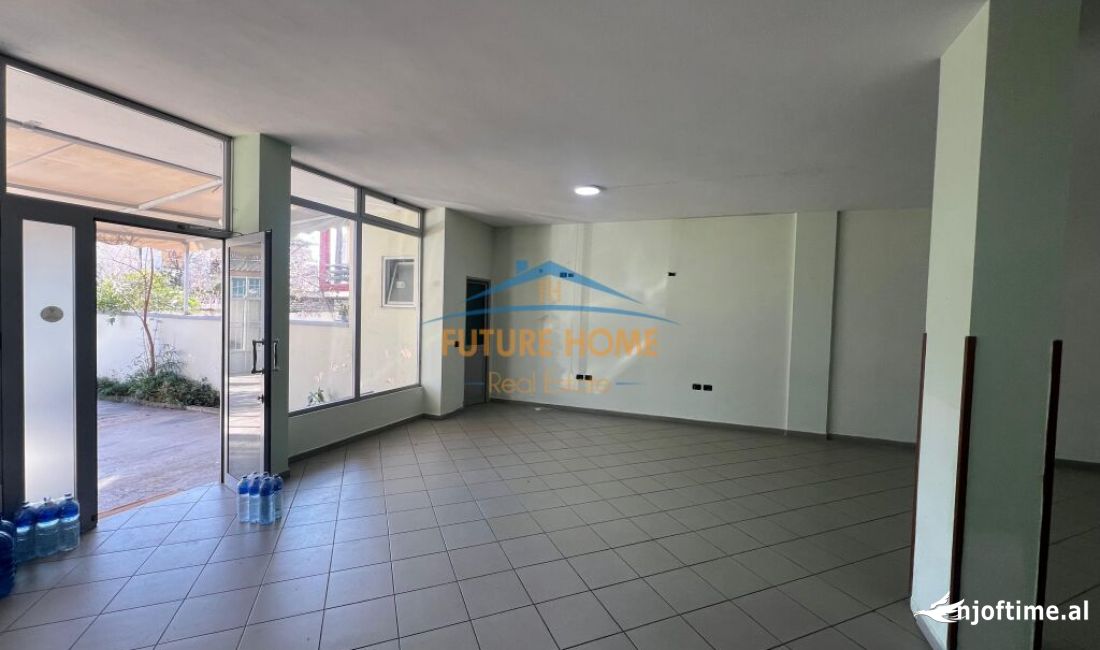 Qera , Ambjent Biznesi , Siri Kodra , 