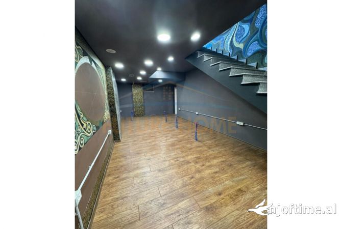 Qera , Ambjent Biznesi , Tirane 