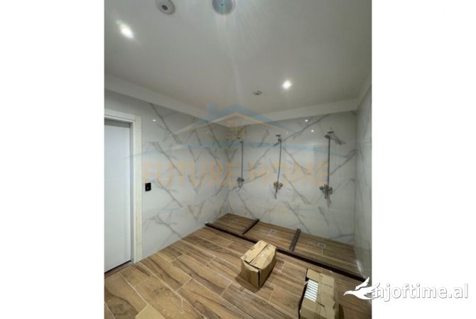 Qera , Ambjent Biznesi , Tirane 