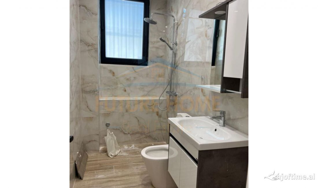 Qera , Ambjent Biznesi , Stadiumi Dinamo , Tirane 