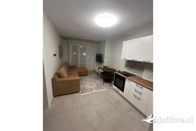 Qera , Apartament 2+1 Kinostudio 