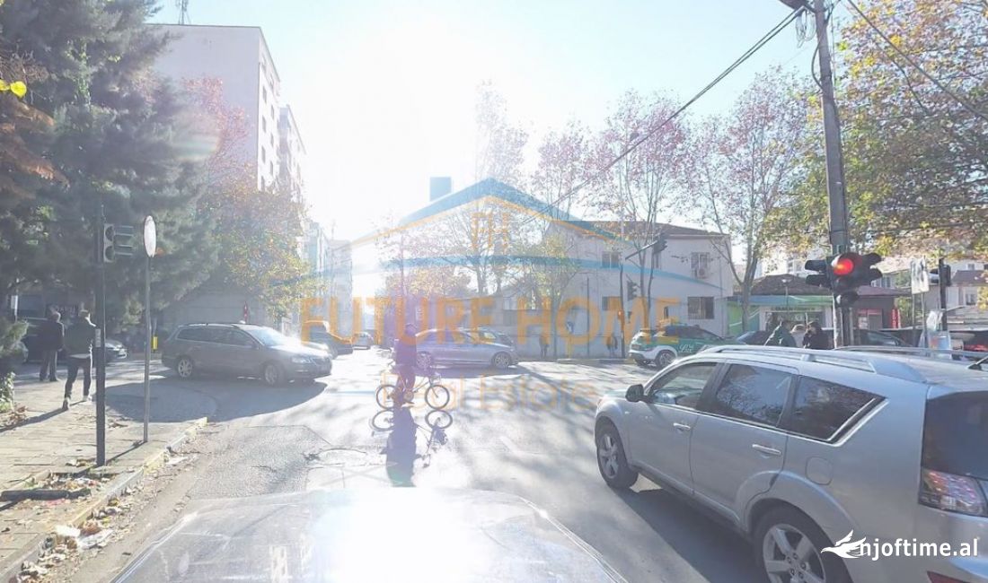 Qera ,Magazine , Siri Kodra 