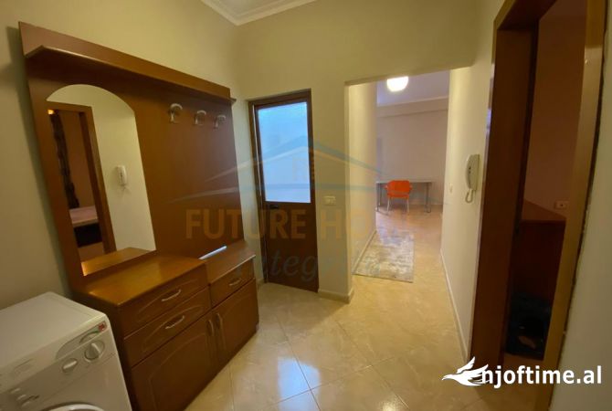 Qera , Apartament 1+1 Xhamlliku  Tirane 