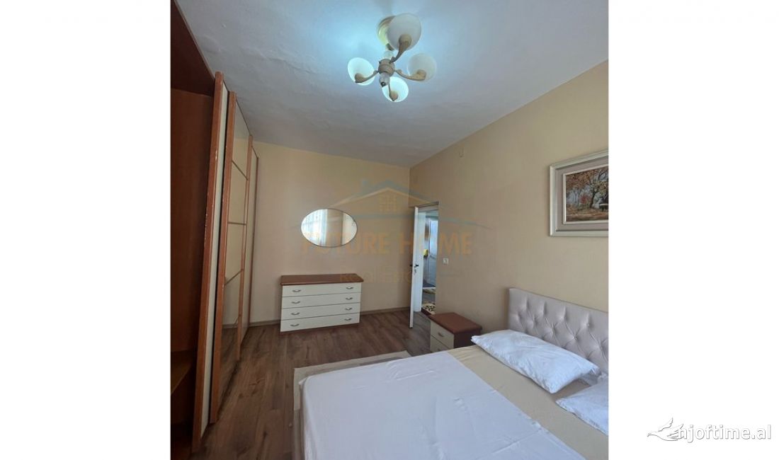 Shtepi me qera Apartament ne Tirane, 2+1, Mobilimi E mobiluar, Pagesa 600  Euro.