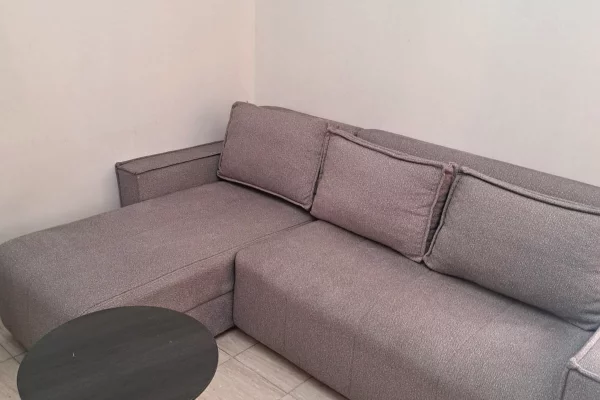 Shtepi me qera 1+1 ne Tirane - 33,000 Leke