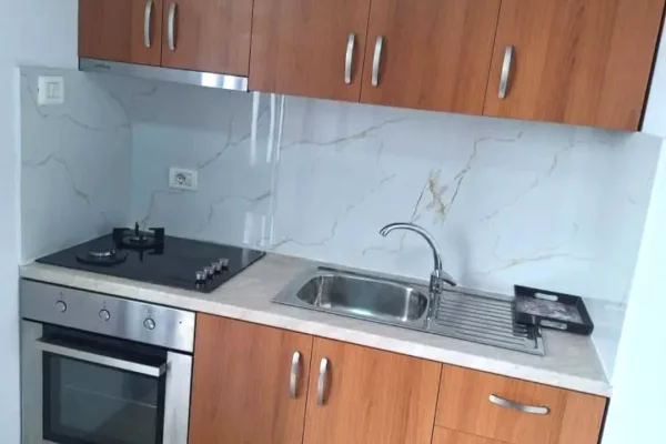 Casa in affitto Garsoniere a Tirana - 25,000 Leke