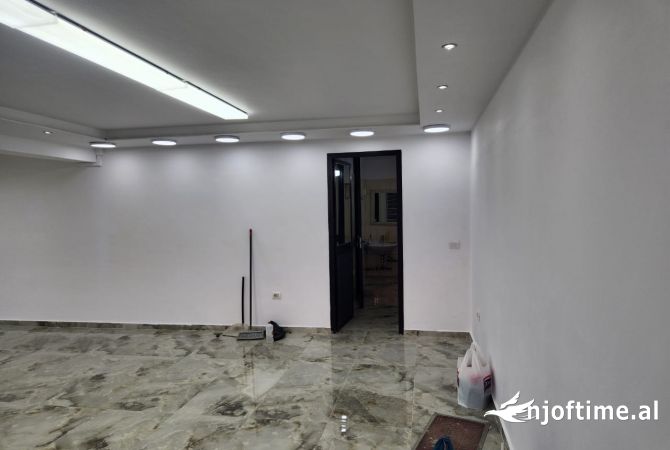 Ambjent me qera ne bllok