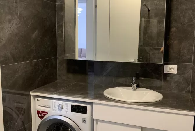 Appartamento in affitto a Tirana 2+1, Arredato