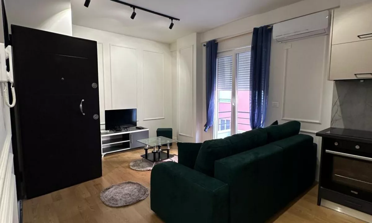 Shtepi me qera Apartament ne Tirane, 1+1, Mobilimi E mobiluar, Pagesa 500  Euro.