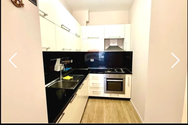 Appartamento in affitto a Tirana 2+1, Arredato