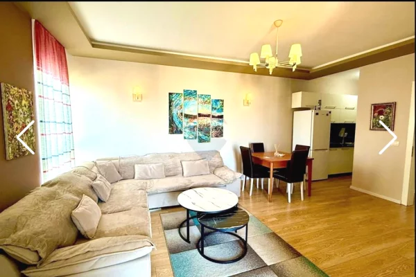 Appartamento in affitto a Tirana 2+1, Arredato