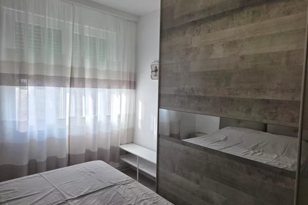 House for Rent Apartment in Tirana, 1+1, Furniture Furnished, Payment 1,100  Euro.