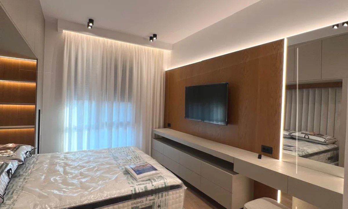 Shtepi me qera Apartament ne Tirane, 2+1, Mobilimi E mobiluar, Pagesa 100,000  Leke.