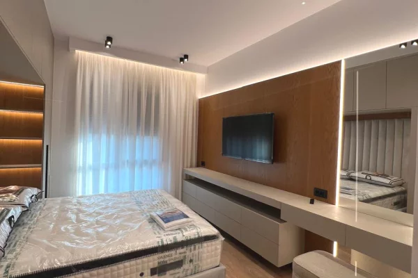 Qera super apartament tek Kompleksi Erli PORCELAN