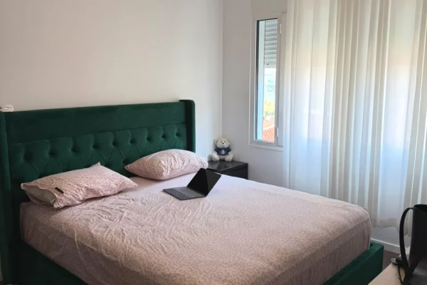 Shtepi ne shitje Apartament ne Tirane, 2+1, Mobilimi E mobiluar, Pagesa 207,000  Euro.