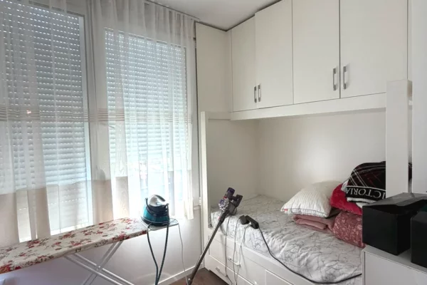 Shtepi ne shitje Apartament ne Tirane, 2+1, Mobilimi E mobiluar, Pagesa 207,000  Euro.