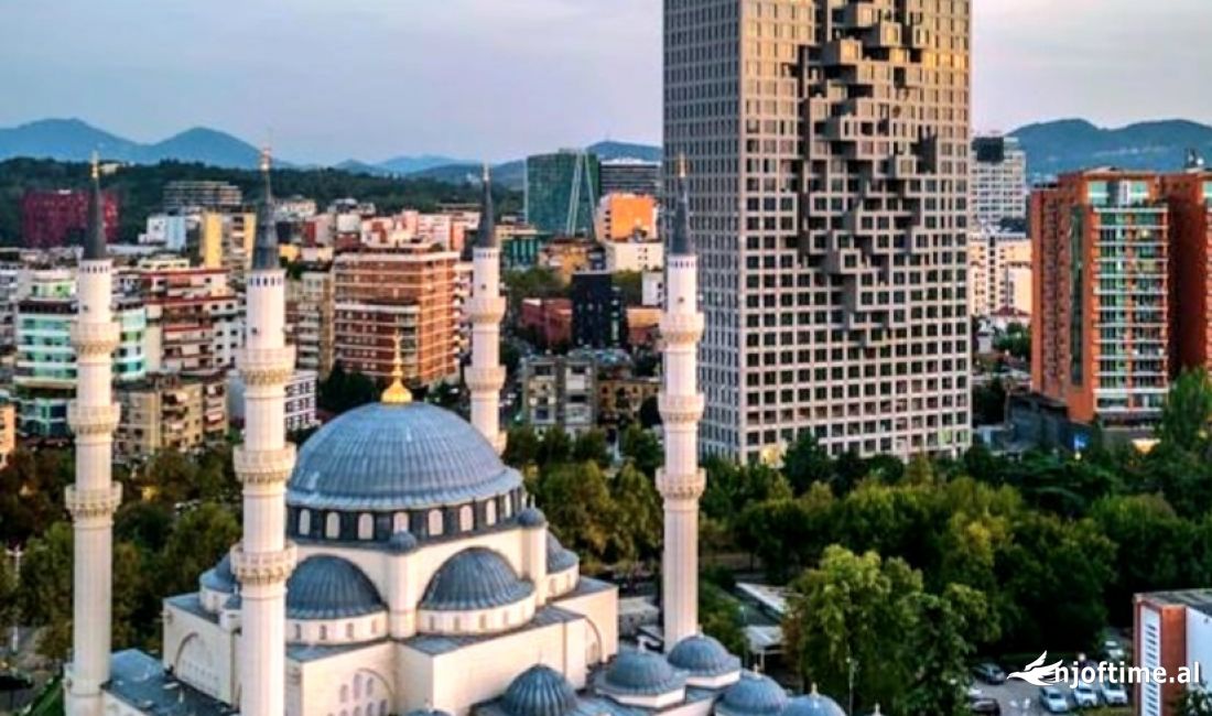 SHITET AMBJENT KOMERCIAL NE 