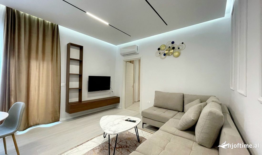 Shtepi me qera Apartament ne Tirane, 1+1, Mobilimi E mobiluar, Pagesa 530  Euro.