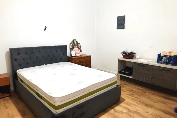 Shtepi ne shitje Apartament ne Sarande, 2+1, Mobilimi E mobiluar, Pagesa 93,000  Euro.