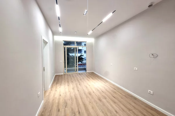 APARTAMENT NE SHITJE NE ASTIR