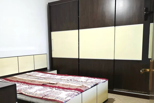 Shtepi me qera Apartament ne Tirane, 2+1, Mobilimi E mobiluar, Pagesa 450  Euro.