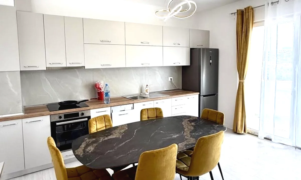 Shtepi me qera Apartament ne Tirane, 2+1, Mobilimi E mobiluar, Pagesa 75,000  Leke.