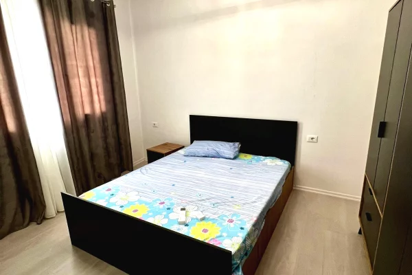 Shtepi me qera Apartament ne Tirane, 2+1, Mobilimi E mobiluar, Pagesa 75,000  Leke.