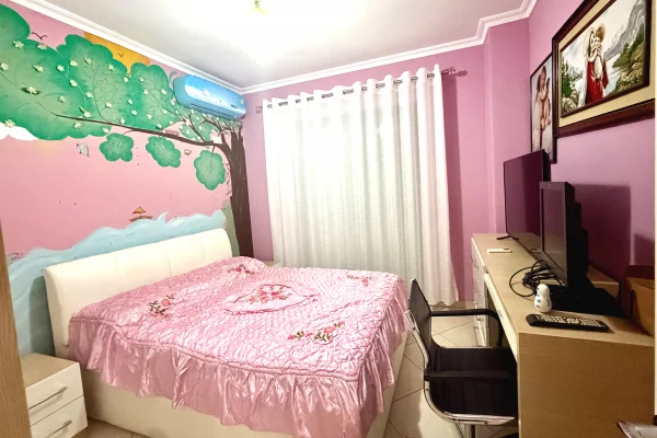 Shtepi me qera Apartament ne Tirane, 2+1, Mobilimi E mobiluar, Pagesa 65,000  Leke.