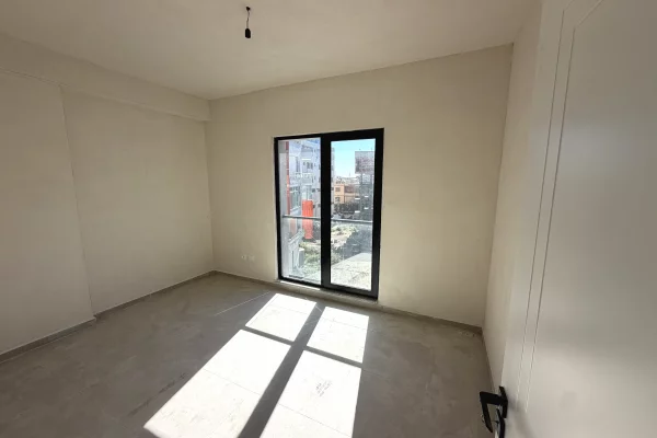 Apartment for sale in Durres 1+1, Emty