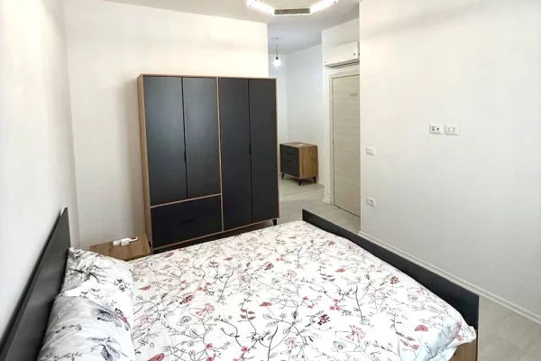 Shtepi me qera Apartament ne Tirane, 2+1, Mobilimi E mobiluar, Pagesa 70,000  Leke.
