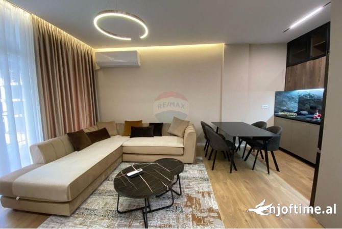 Apartament - Për Shitje - Rruga Jordan Misja, Tiranë
