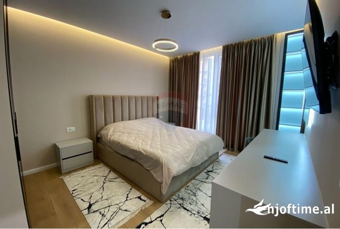 Shtepi ne shitje Apartament ne Tirane, 1+1, Mobilimi E mobiluar, Pagesa 145,000  Euro.