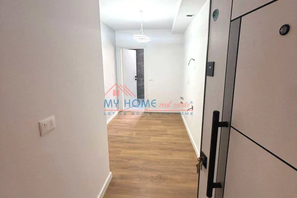 Shtepi ne shitje Apartament ne Tirane, 1+1, Mobilimi Pjeserisht e mobiluar, Pagesa 327,000  Euro.