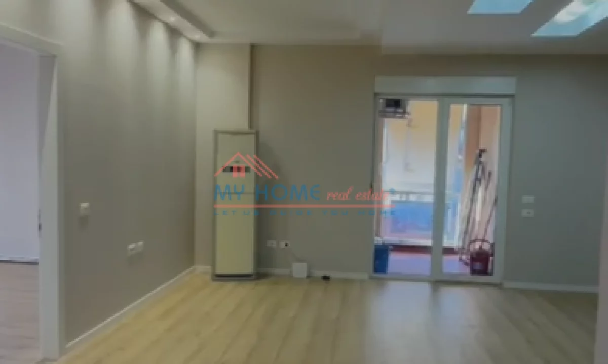 Shtepi ne shitje Apartament ne Tirane, 2+1, Mobilimi Bosh, pa mobiluar, Pagesa 205,000  Euro.