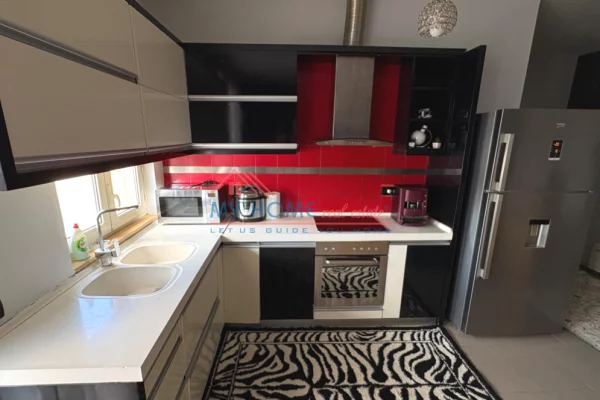 Shtepi me qera Apartament ne Tirane, 2+1, Mobilimi E mobiluar, Pagesa 65,000  Leke.