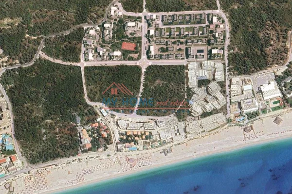 Shtepi ne shitje Apartament ne Himare, 3+1, Mobilimi Bosh, pa mobiluar, Pagesa 419,000  Euro.