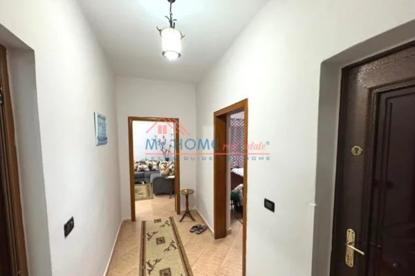 Shtepi me qera Apartament ne Tirane, 2+1, Mobilimi E mobiluar, Pagesa 52,000  Leke.