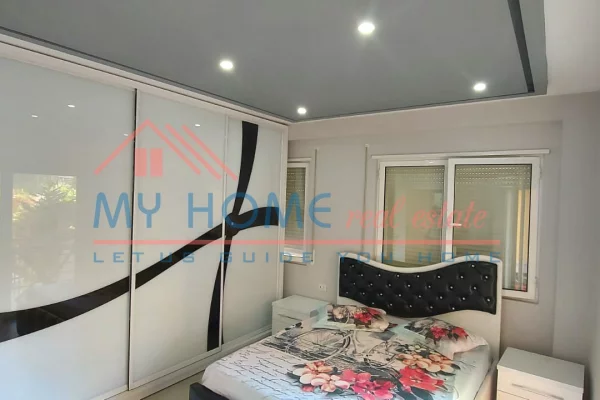 Shtepi me qera Apartament ne Tirane, 2+1, Mobilimi E mobiluar, Pagesa 70,000  Leke.
