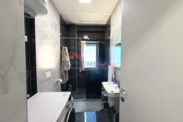 Shtepi me qera Apartament ne Tirane, 1+1, Mobilimi E mobiluar, Pagesa 750  Euro.