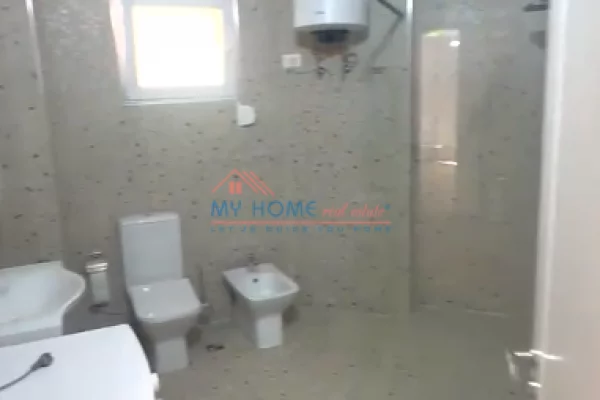 Zyre me qera tek Garda ne Tirane
