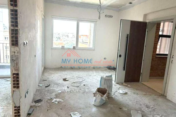 Apartment for sale in Tirana 1+1, Emty
