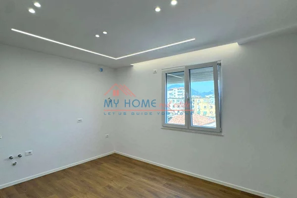 Shtepi ne shitje Apartament ne Tirane, 2+1, Mobilimi Bosh, pa mobiluar, Pagesa 168,000  Euro.