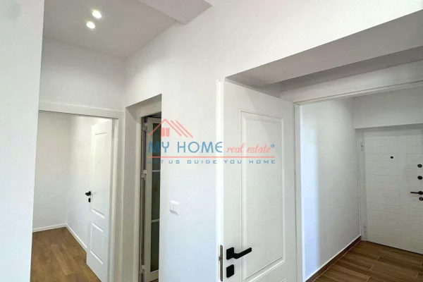 Shtepi ne shitje Apartament ne Tirane, 2+1, Mobilimi Bosh, pa mobiluar, Pagesa 168,000  Euro.