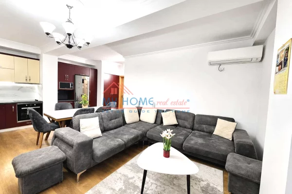 Shtepi me qera 2+1 ne Tirane - 700 Euro