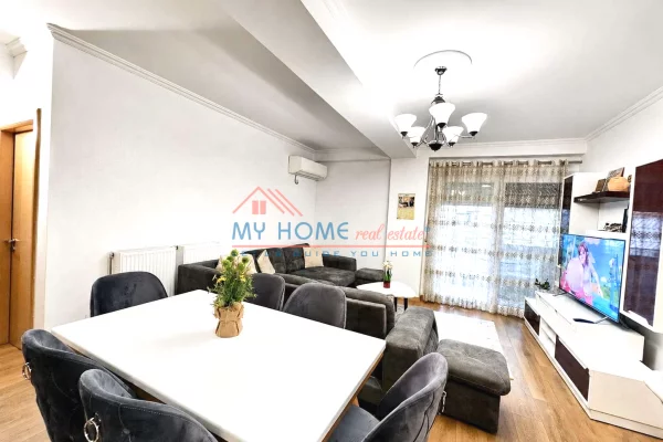Shtepi me qera Apartament ne Tirane, 2+1, Mobilimi E mobiluar, Pagesa 700  Euro.