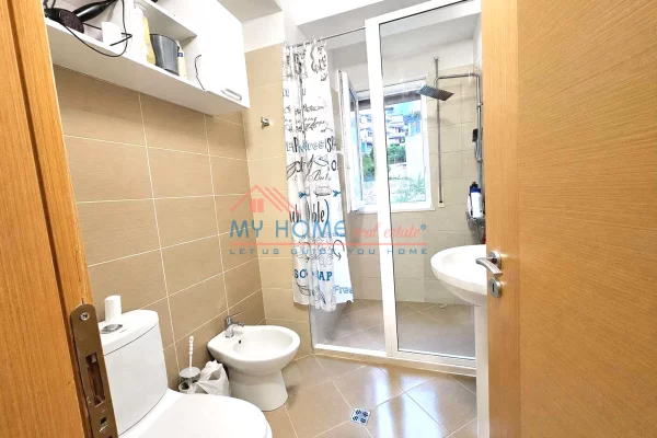 Shtepi me qera Apartament ne Tirane, 2+1, Mobilimi E mobiluar, Pagesa 700  Euro.