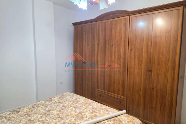 Appartamento in affitto a Tirana 2+1, Arredato
