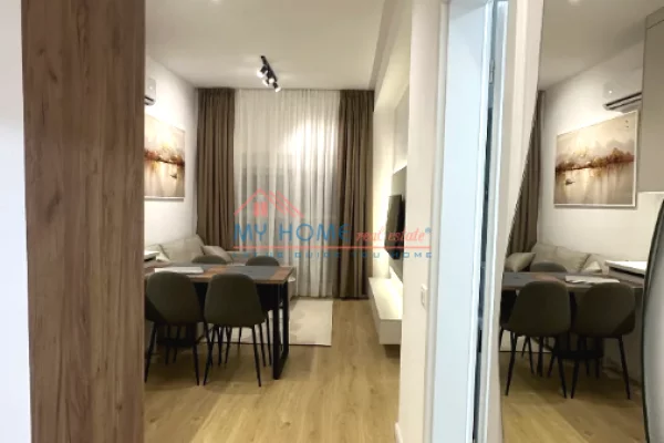 Shtepi me qera Apartament ne Tirane, 1+1, Mobilimi E mobiluar, Pagesa 450  Euro.