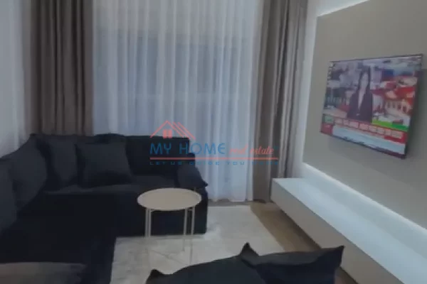 Shtepi me qera Apartament ne Tirane, 1+1, Mobilimi E mobiluar, Pagesa 450  Euro.