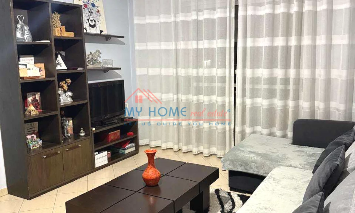 Shtepi me qera Apartament ne Tirane, 1+1, Mobilimi E mobiluar, Pagesa 45,000  Leke.